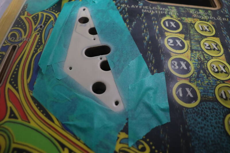 Stern Lightning playfield speelveld schade herstel restoration flipperspeelveld restauratie art airbrush airbrushing flipperkast reparatie