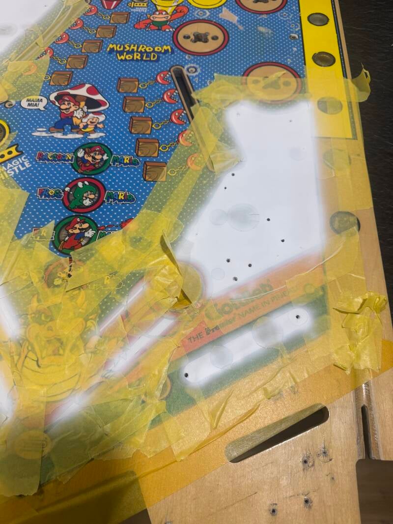 Gottlieb Super Mario Bros Playfield speelveld schade herstel restoration flipperspeelveld restauratie art airbrush airbrushing flipperkast reparatie