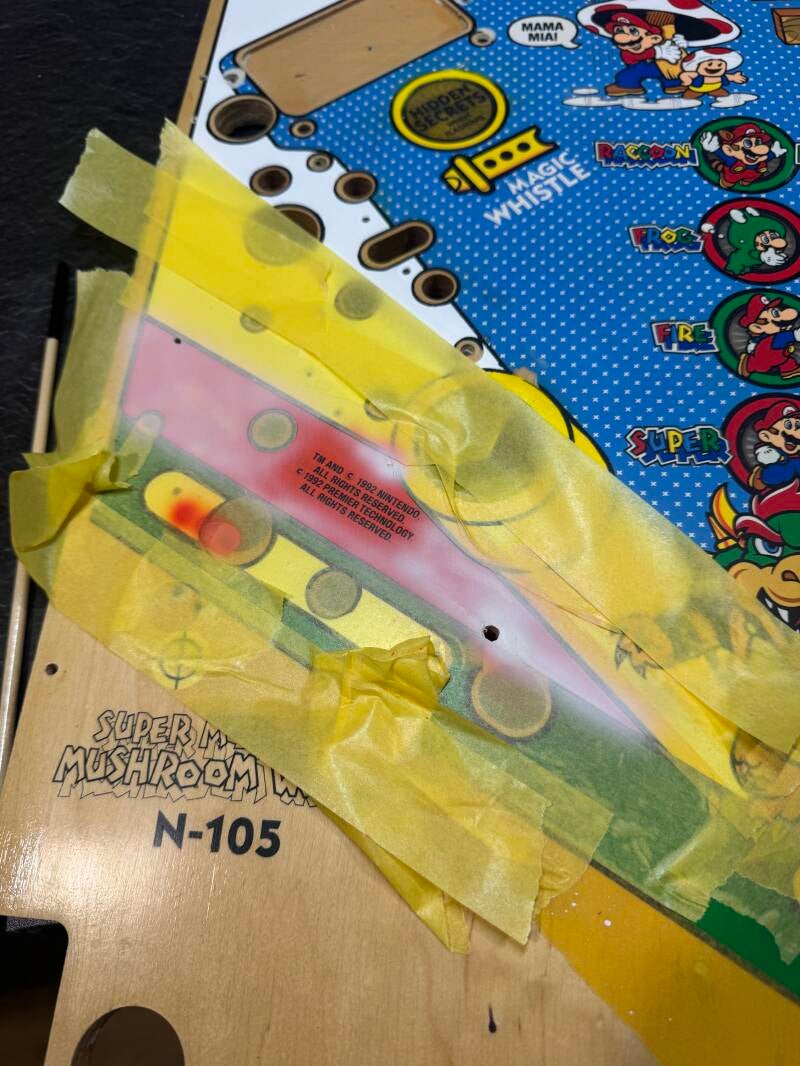 Gottlieb Super Mario Bros Playfield speelveld schade herstel restoration flipperspeelveld restauratie art airbrush airbrushing flipperkast reparatie