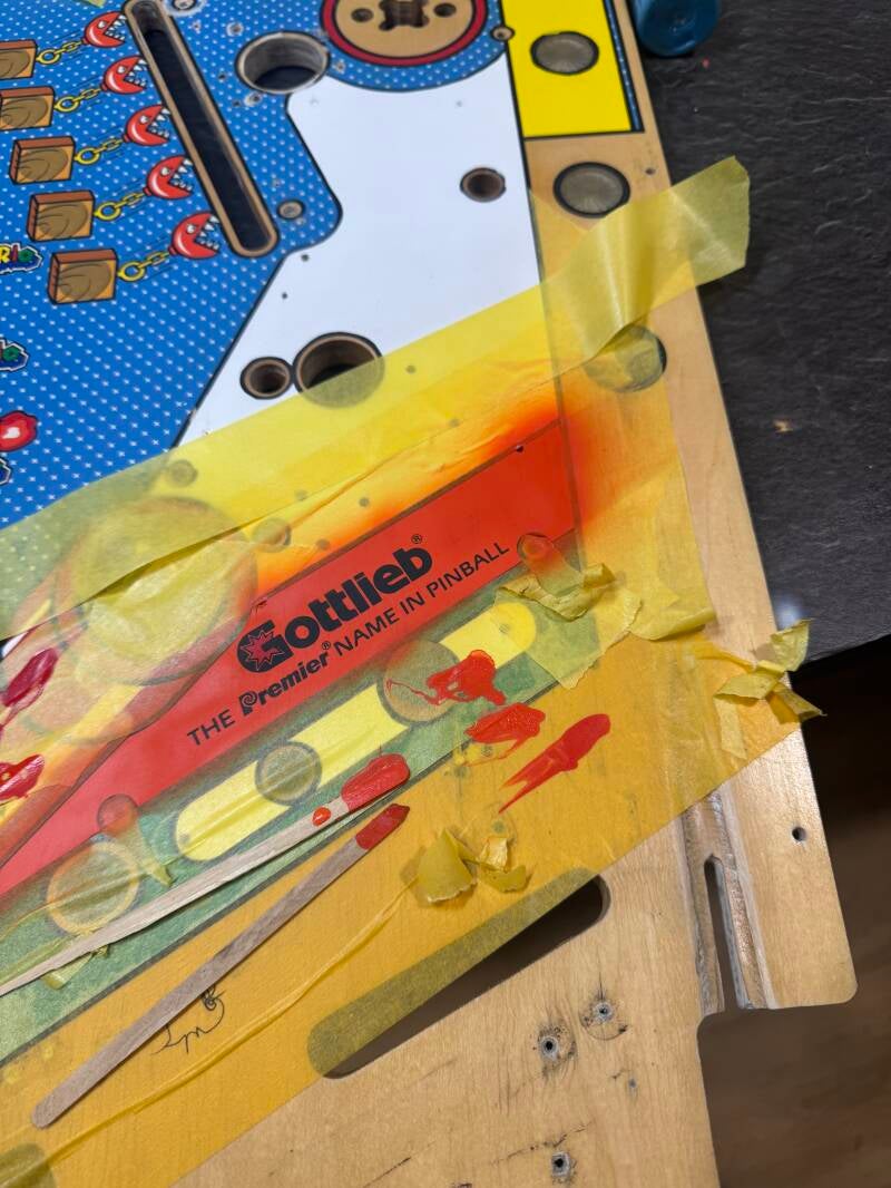 Gottlieb Super Mario Bros Playfield speelveld schade herstel restoration flipperspeelveld restauratie art airbrush airbrushing flipperkast reparatie