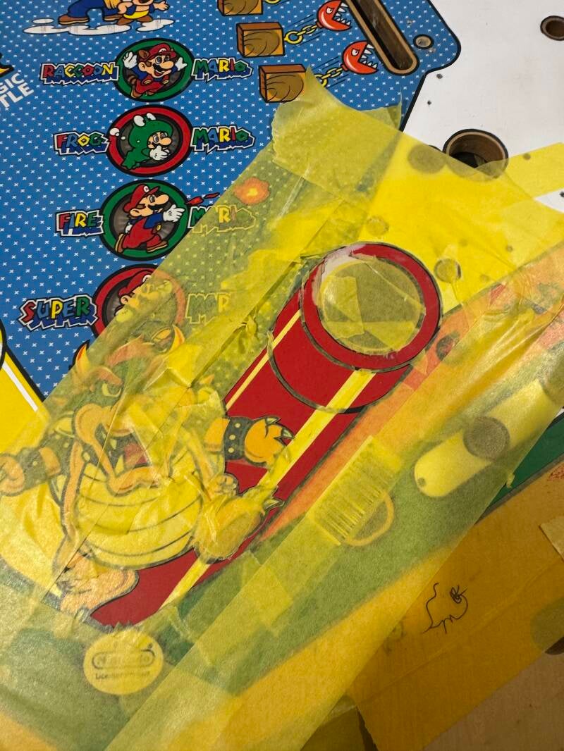 Gottlieb Super Mario Bros Playfield speelveld schade herstel restoration flipperspeelveld restauratie art airbrush airbrushing flipperkast reparatie