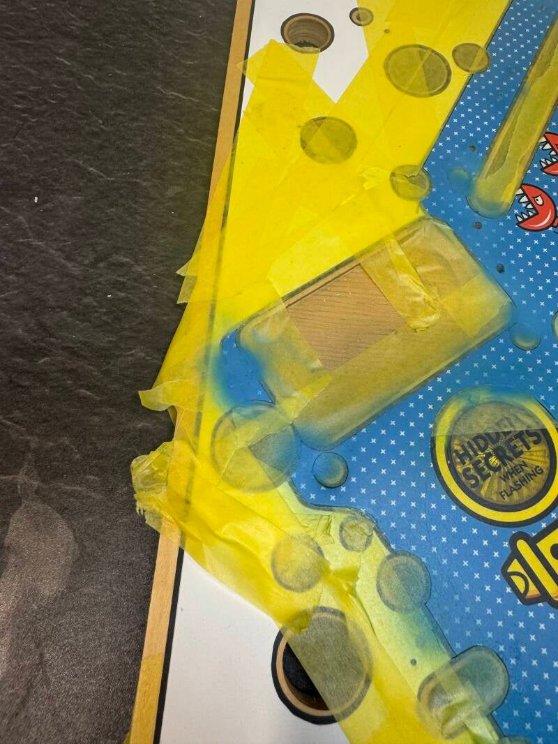 Gottlieb Super Mario Bros Playfield speelveld schade herstel restoration flipperspeelveld restauratie art airbrush airbrushing flipperkast reparatie