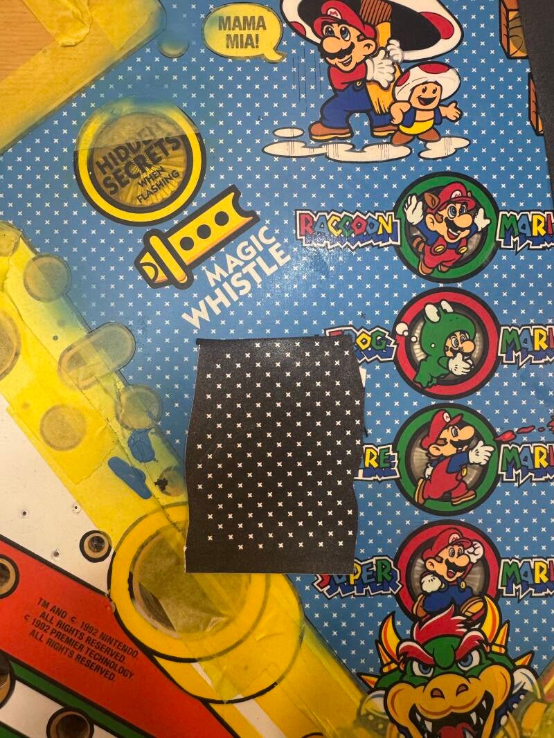 Gottlieb Super Mario Bros Playfield speelveld schade herstel restoration flipperspeelveld restauratie art airbrush airbrushing flipperkast reparatie