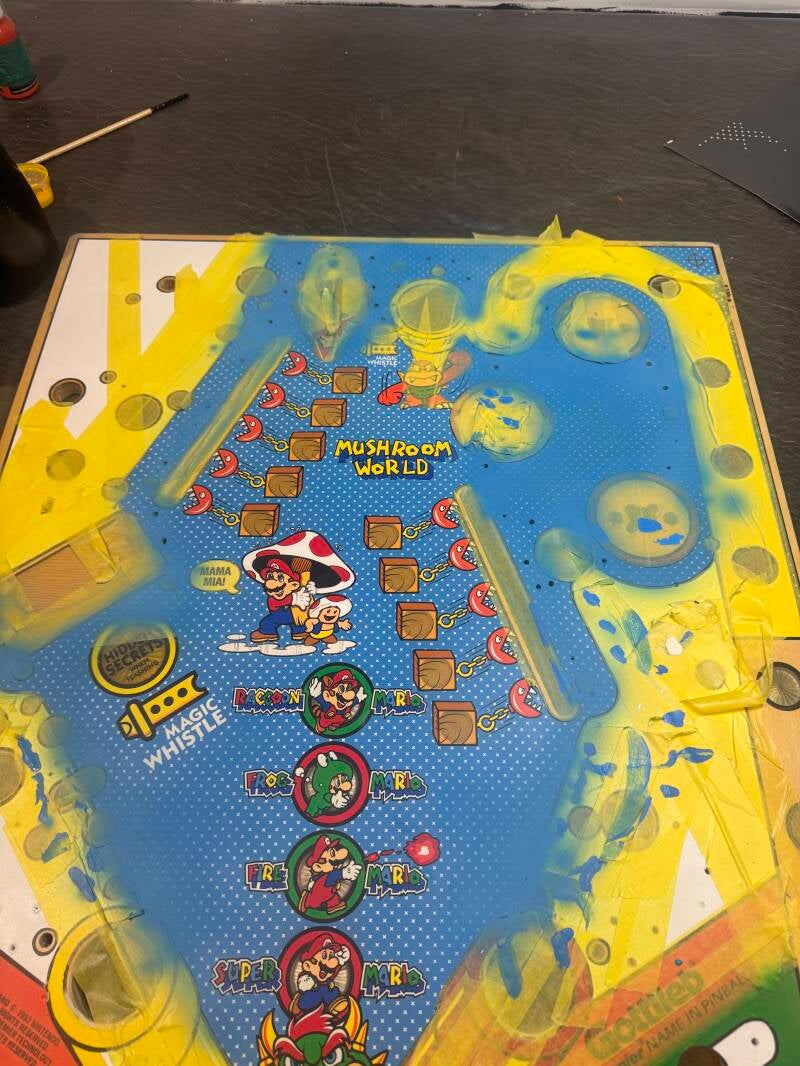 Gottlieb Super Mario Bros Playfield speelveld schade herstel restoration flipperspeelveld restauratie art airbrush airbrushing flipperkast reparatie