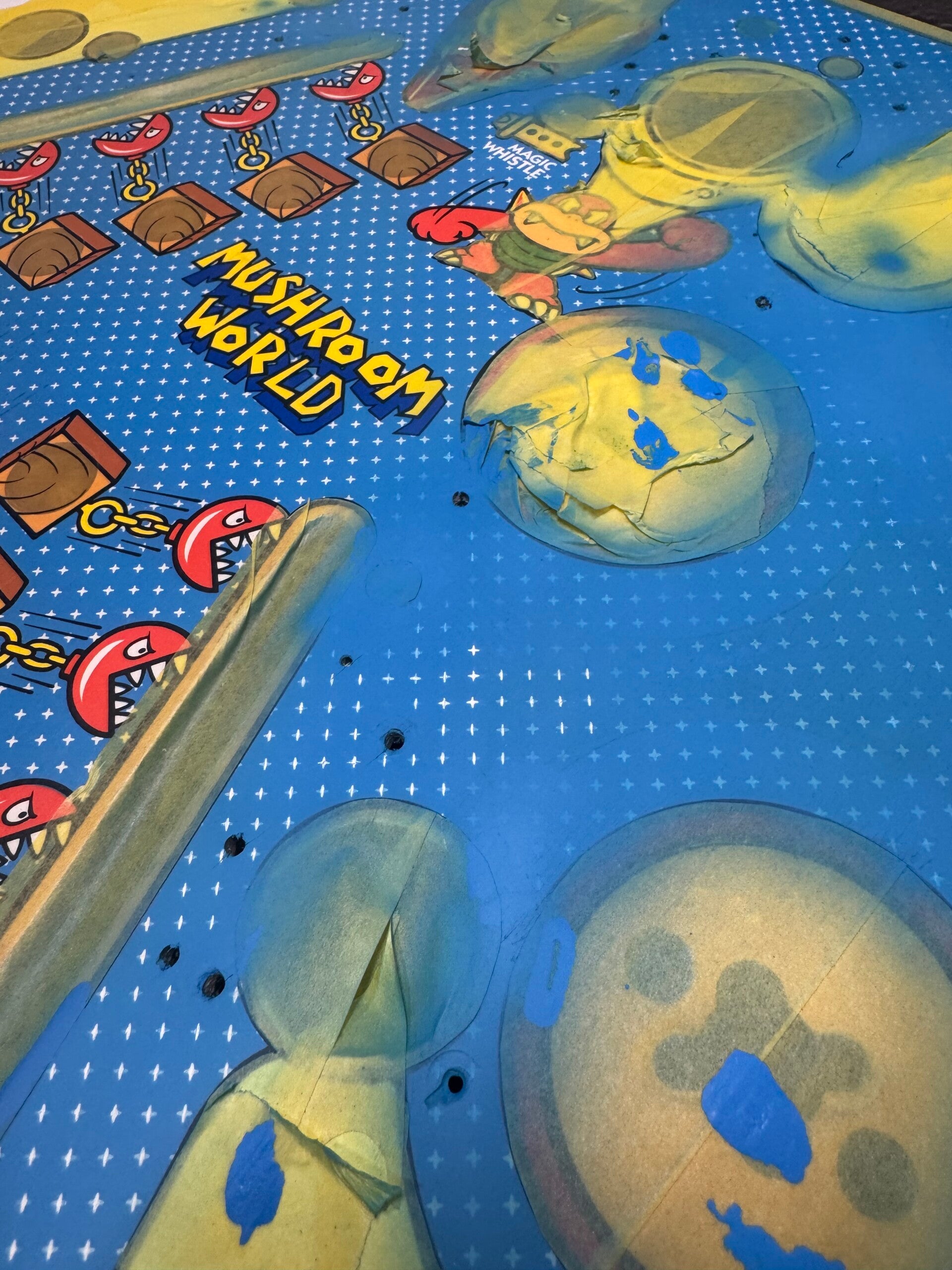 Gottlieb Super Mario Bros Playfield speelveld schade herstel restoration flipperspeelveld restauratie art airbrush airbrushing flipperkast reparatie