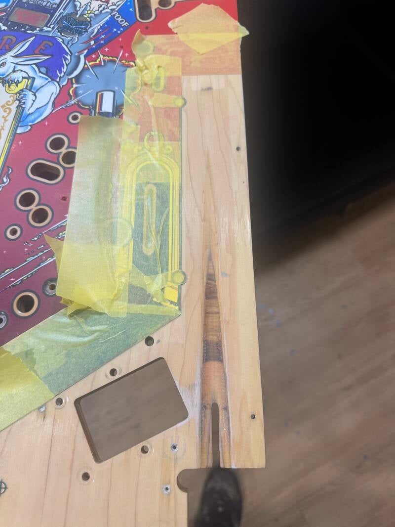 Bally Theatre of Magic playfield speelveld schade herstel restoration flipperspeelveld restauratie art airbrush airbrushing flipperkast reparatie