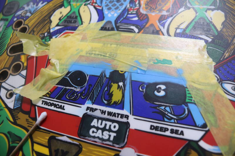 Williams Fish Tales playfield speelveld schade herstel restoration flipperspeelveld restauratie art airbrush airbrushing flipperkast reparatie