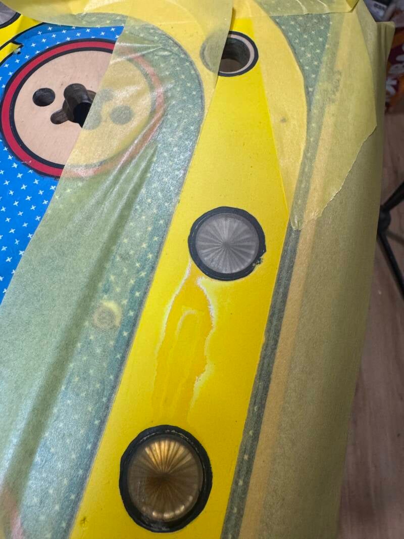 Gottlieb Super Mario Bros Playfield speelveld schade herstel restoration flipperspeelveld restauratie art airbrush airbrushing flipperkast reparatie