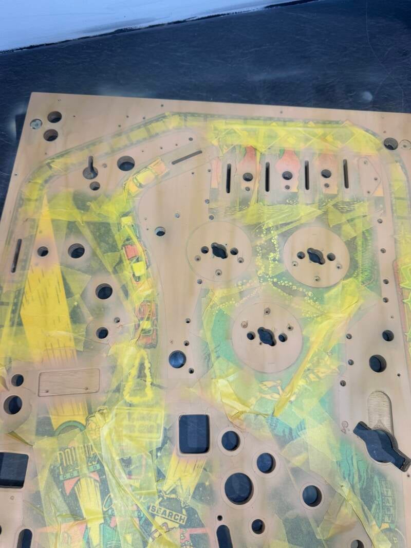 Bally Creature from the Black Lagoon Playfield speelveld schade herstel restoration flipperspeelveld restauratie art airbrush airbrushing flipperkast reparatie