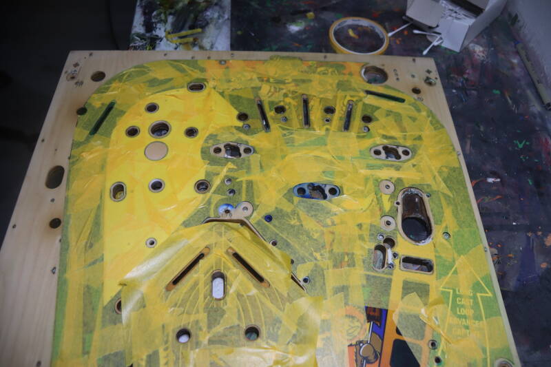 Williams Fish Tales playfield speelveld schade herstel restoration flipperspeelveld restauratie art airbrush airbrushing flipperkast reparatie