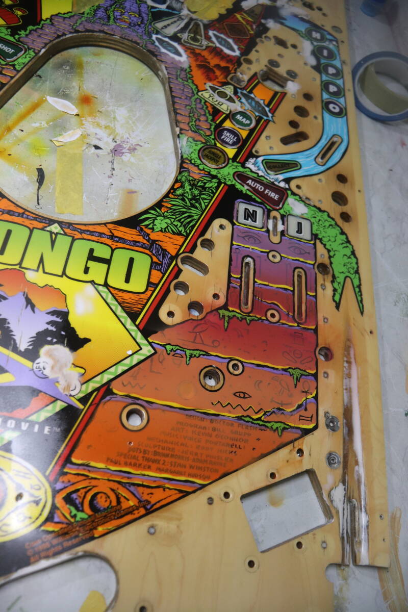 Williams Congo playfield speelveld schade herstel restoration flipperspeelveld restauratie art airbrush airbrushing flipperkast reparatie