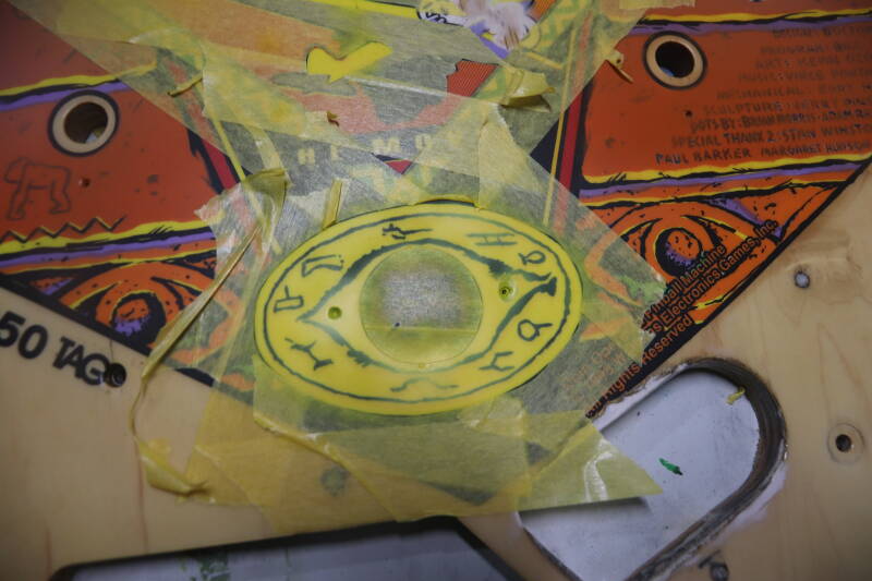 Williams Congo playfield speelveld schade herstel restoration flipperspeelveld restauratie art airbrush airbrushing flipperkast reparatie