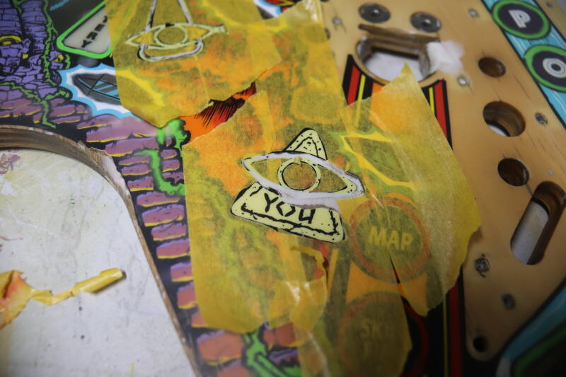 Williams Congo playfield speelveld schade herstel restoration flipperspeelveld restauratie art airbrush airbrushing flipperkast reparatie