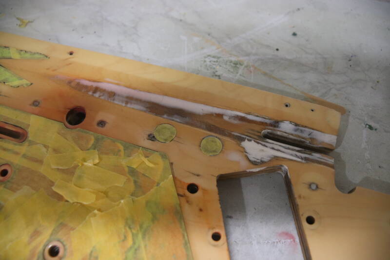 Williams Congo playfield speelveld schade herstel restoration flipperspeelveld restauratie art airbrush airbrushing flipperkast reparatie