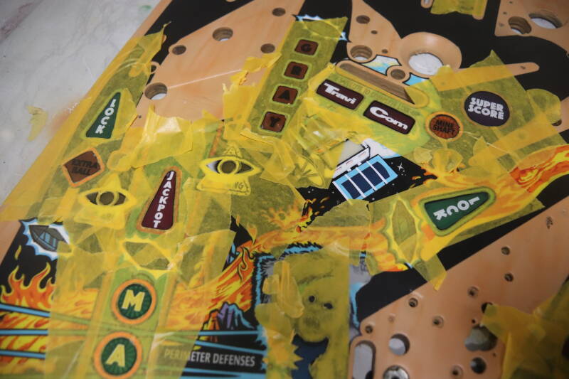 Williams Congo playfield speelveld schade herstel restoration flipperspeelveld restauratie art airbrush airbrushing flipperkast reparatie