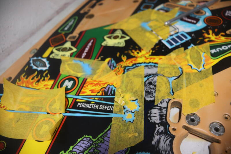 Williams Congo playfield speelveld schade herstel restoration flipperspeelveld restauratie art airbrush airbrushing flipperkast reparatie