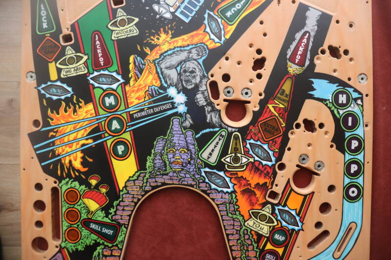 Williams Congo playfield speelveld schade herstel restoration flipperspeelveld restauratie art airbrush airbrushing flipperkast reparatie