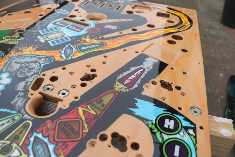 Williams Congo playfield speelveld schade herstel restoration flipperspeelveld restauratie art airbrush airbrushing flipperkast reparatie