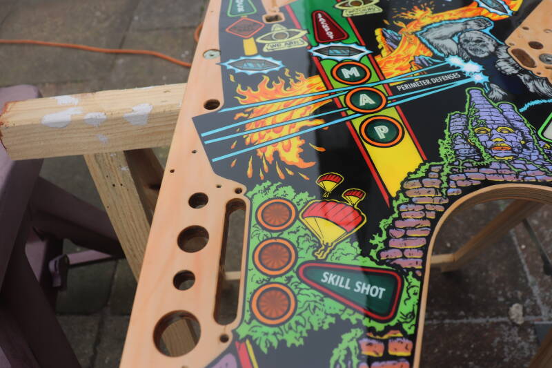 Williams Congo playfield speelveld schade herstel restoration flipperspeelveld restauratie art airbrush airbrushing flipperkast reparatie