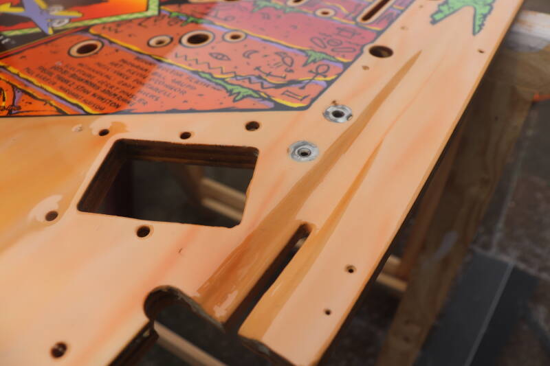 Williams Congo playfield speelveld schade herstel restoration flipperspeelveld restauratie art airbrush airbrushing flipperkast reparatie