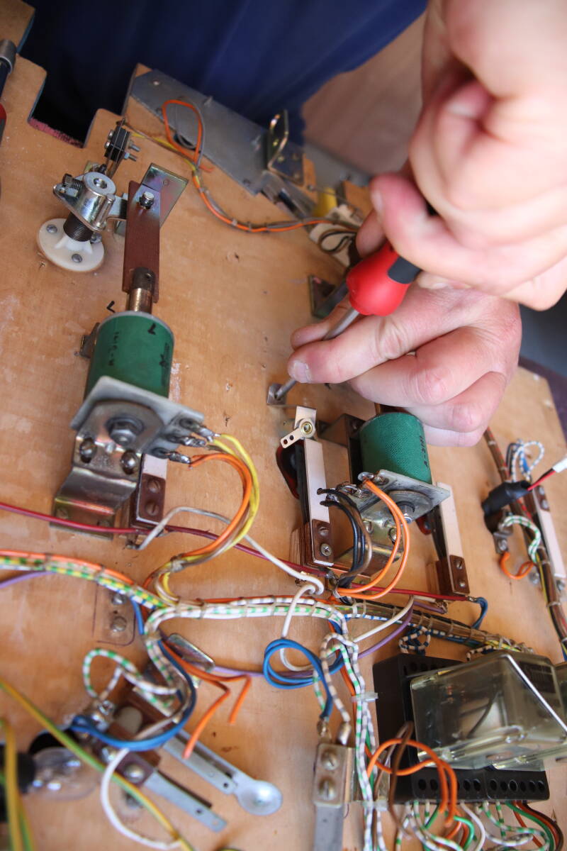 Custom Airbrushed Pinball Machine The Painter painting paint custom pinball