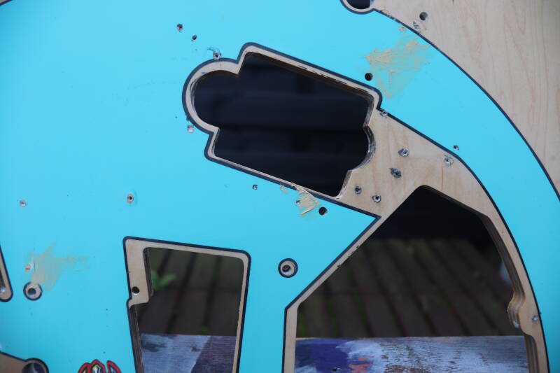 Williams White Water playfield restoration flipperspeelveld restauratie art airbrush airbrushing