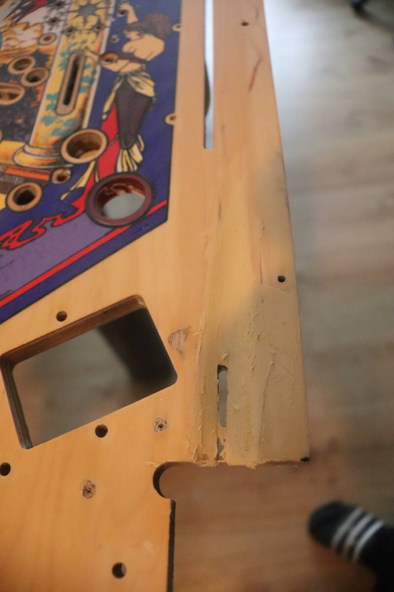 Williams Tales of the Arabian Nights playfield speelveld schade herstel restoration flipperspeelveld restauratie art airbrush airbrushing flipperkast reparatie