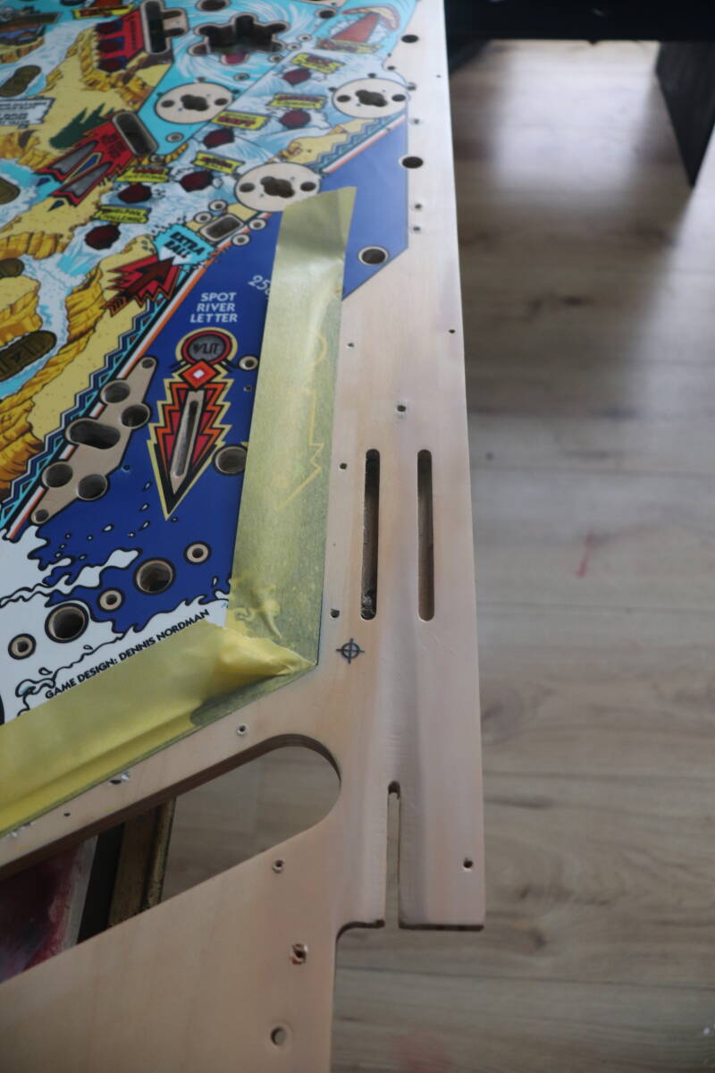 Williams White Water playfield restoration flipperspeelveld restauratie art airbrush airbrushing