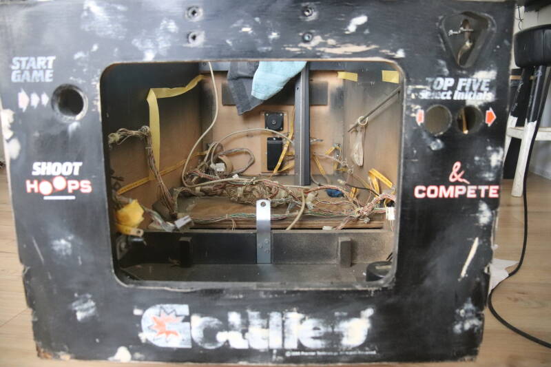 Gottlieb Hoops cabinet backbox kopkast restoration flipperspeelveld restauratie art airbrush airbrushing flipperkast reparatie