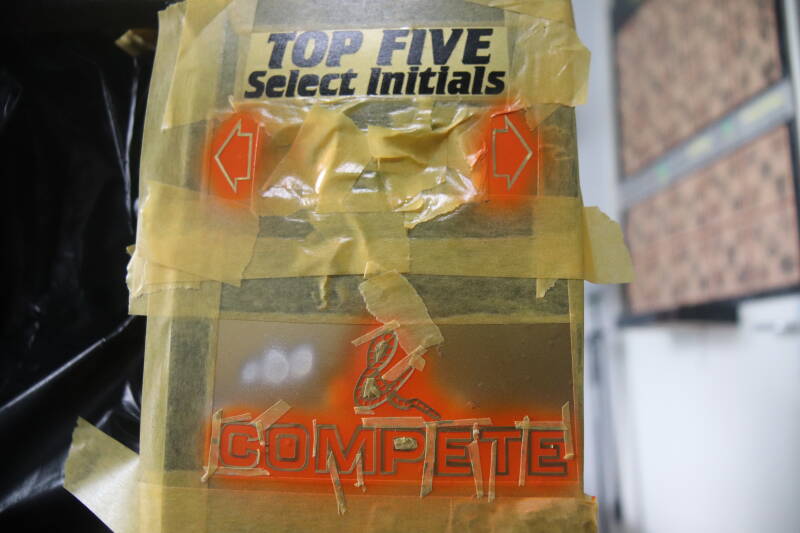 Gottlieb Hoops cabinet backbox kopkast restoration flipperspeelveld restauratie art airbrush airbrushing flipperkast reparatie