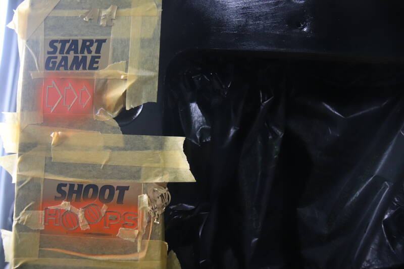 Gottlieb Hoops cabinet backbox kopkast restoration flipperspeelveld restauratie art airbrush airbrushing flipperkast reparatie