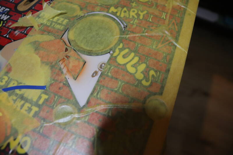 Gottlieb Hoops playfield speelveld schade herstel restoration flipperspeelveld restauratie art airbrush airbrushing flipperkast reparatie