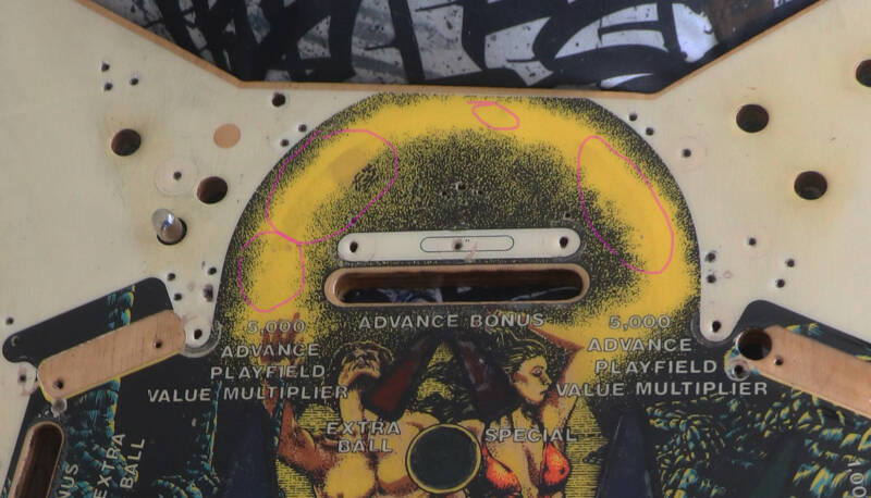 Stern Lightning playfield speelveld schade herstel restoration flipperspeelveld restauratie art airbrush airbrushing flipperkast reparatie