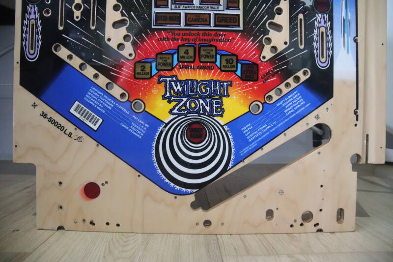 Bally Twilight Zone Playfield Restoration airbrush flipperspeelveld restauratie art airbrushing