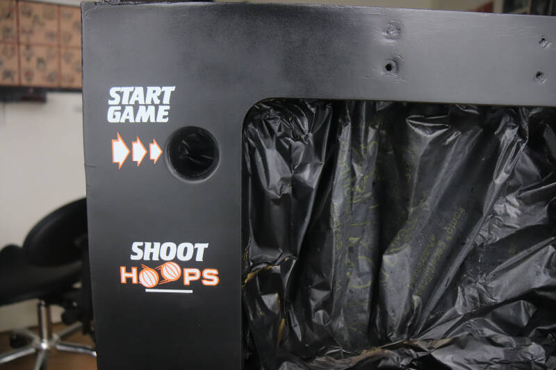 Gottlieb Hoops cabinet backbox kopkast restoration flipperspeelveld restauratie art airbrush airbrushing flipperkast reparatie