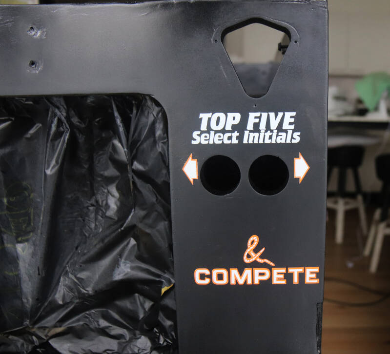 Gottlieb Hoops cabinet backbox kopkast restoration flipperspeelveld restauratie art airbrush airbrushing flipperkast reparatie