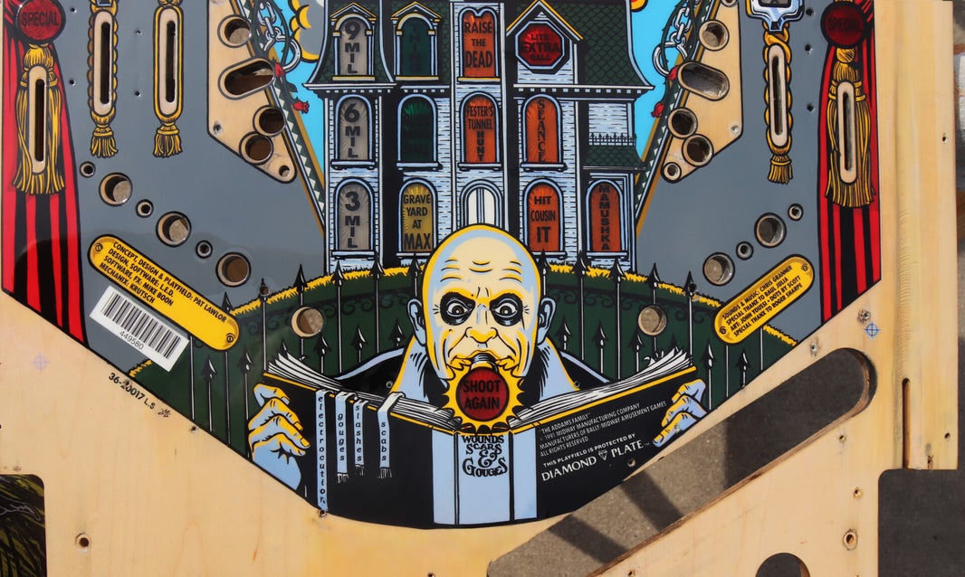 Bally The Addams Family Playfield restoration restauratie flipperspeelveld pinball