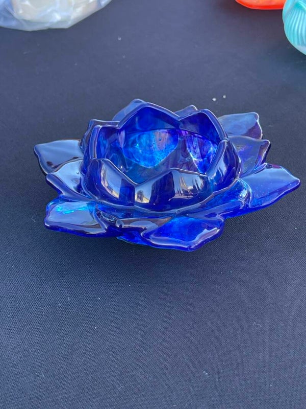 Lotus & Tulip Tea light candle holder