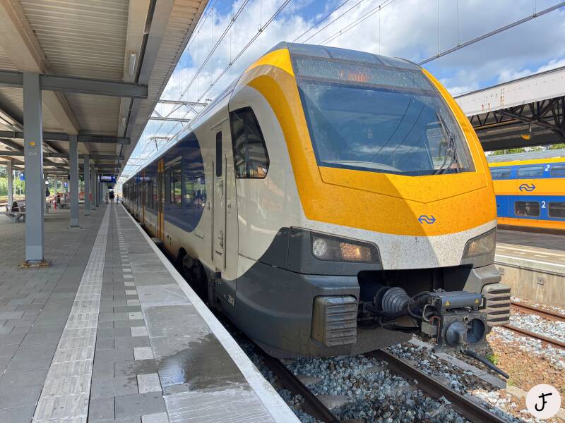 NS FLIRT 2202