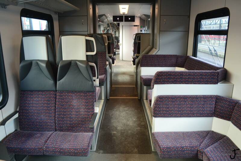 Tweede klas interieur Abellio R-Net FLIRT3 FLIRT Stadler TAG