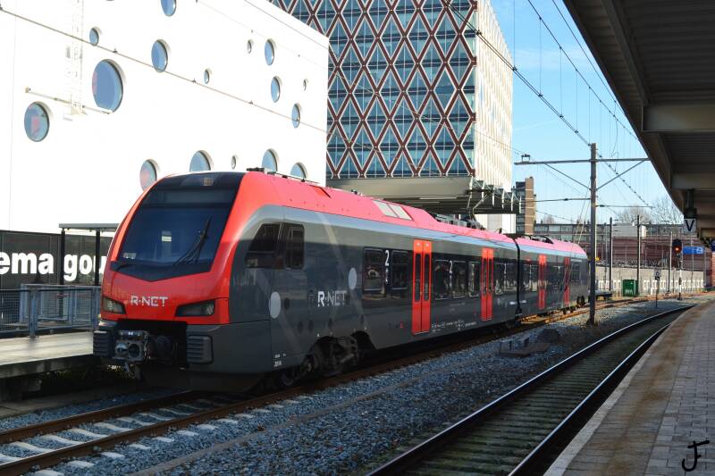 NS FLIRT Abellio TAG Gouda station trein Stalder