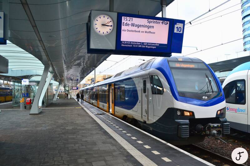 NS FLIRT 3 2226 Arnhem Centraal
