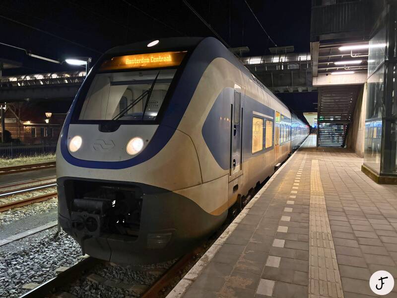 NS sprinter in Hoorn