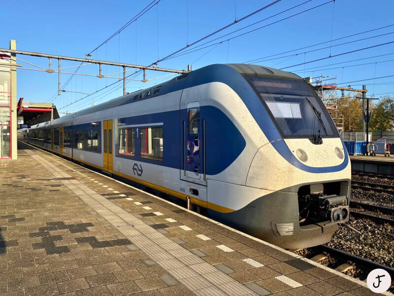 NS SLT 2432 sprinter