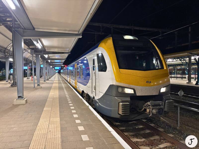 NS FLIRT 2513