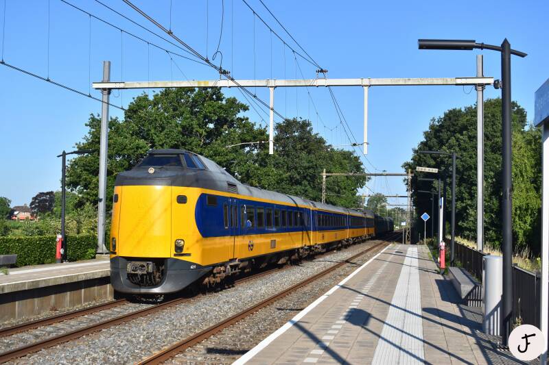 NS 4201 ICM Koploper trein