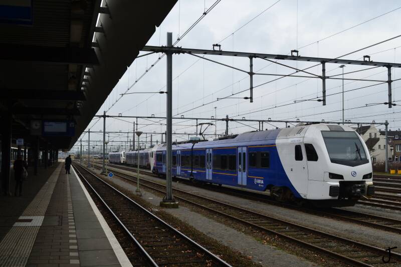 Arriva FLIRT Limburg FLIRT3 Stadler trein Maastricht station