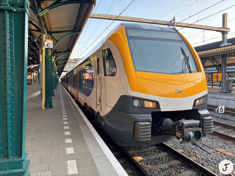 NS Sprinter station Den Bosch
