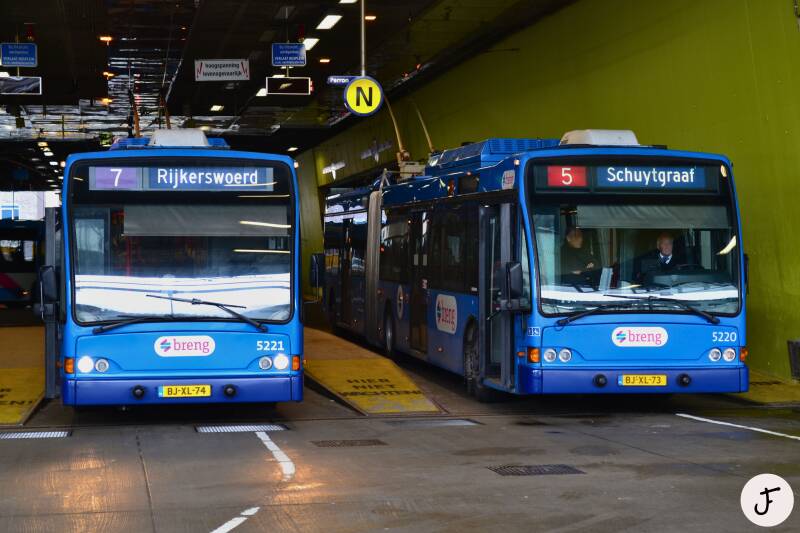 Berkhof Premier AT 18