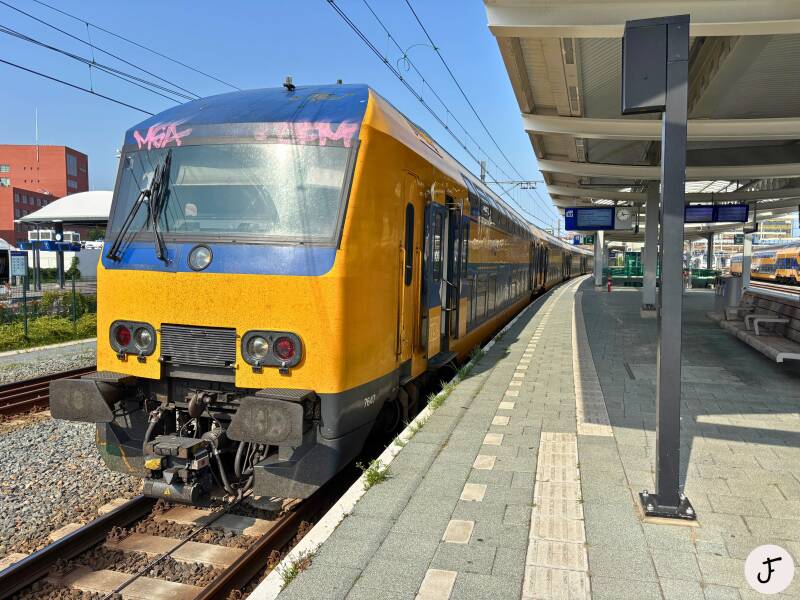 DDZ treinstel ns dubbeldekker Zwolle